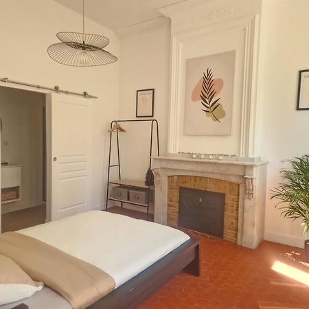 Appartement A 100M Des Barques 纳博讷 外观 照片
